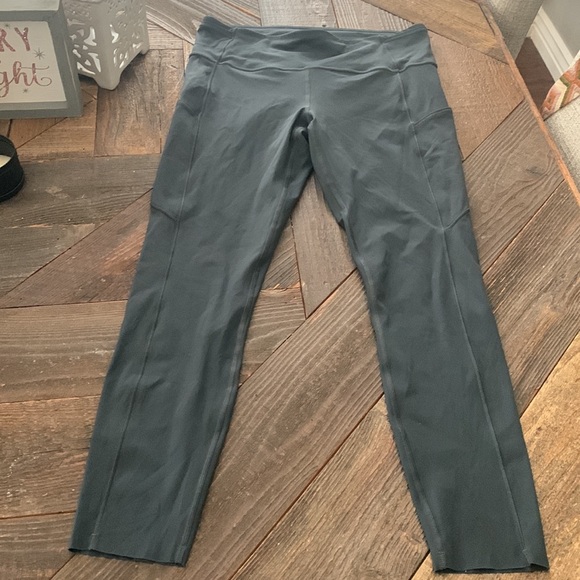 Lululemon Fast and Free Tight II 25" *Non-Reflective Nulux size 10 - Picture 7 of 13